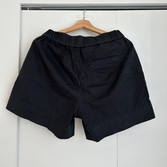 Everlane Easy Short US Size 8 - Picture 2 of 3
